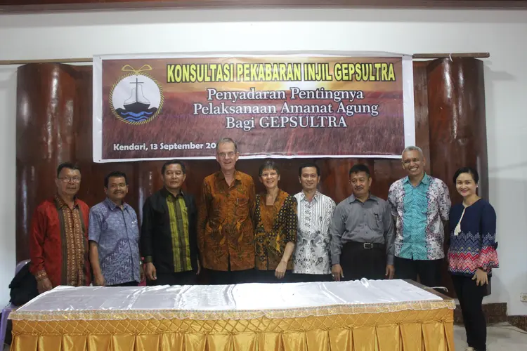Foto Bersama BPM Sinode GEPSULTRA dan IPN Sultra